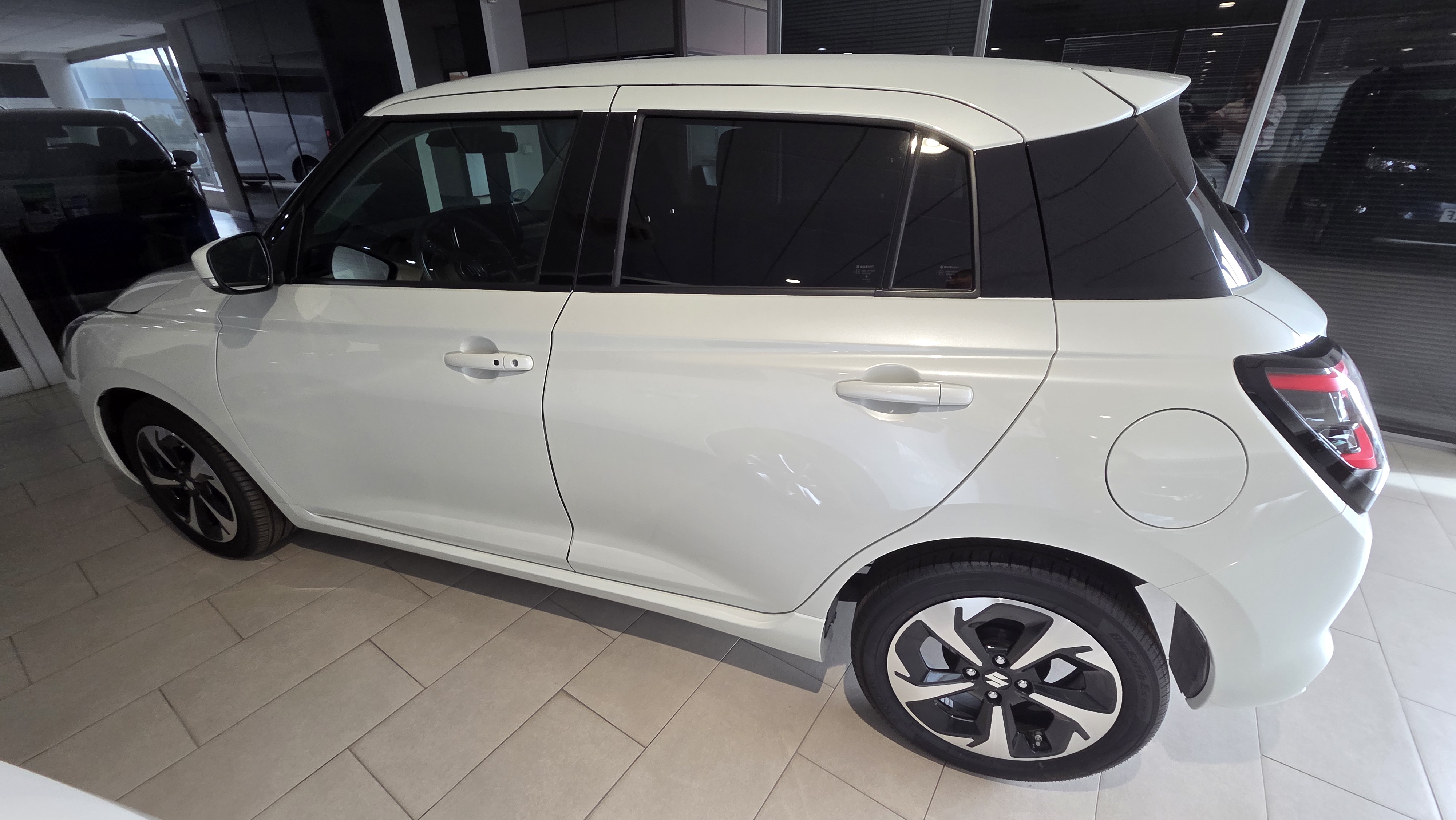 suzuki-swift-s3-12-automatico-secuencial-mild-hybrid-27022026